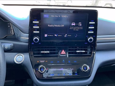 Used 2022 Hyundai Ioniq Blue FWD image 33