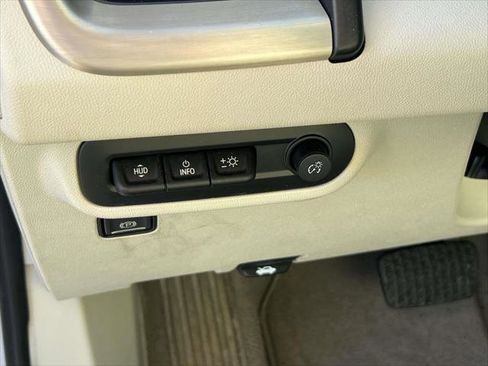 Used 2022 GMC Terrain Denali image 22