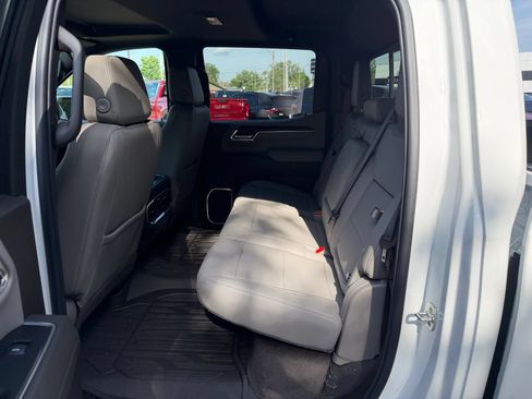 New 2026 GMC Sierra 1500 SLT w/ SLT Premium Plus Package AWD/4WD image 34