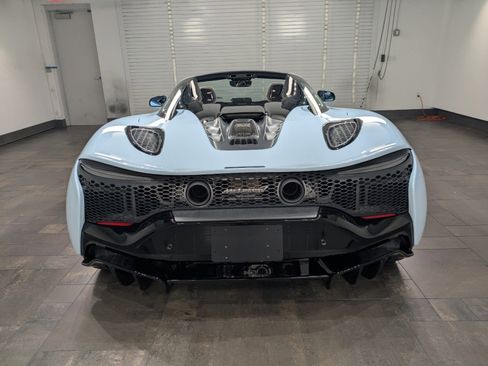 Used 2025 McLaren Artura Spider image 5