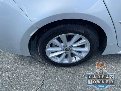 Used 2024 Toyota Corolla LE w/ LE Premium Package FWD image 7