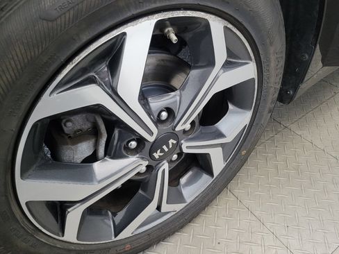 Used 2020 Kia Forte LXS image 31