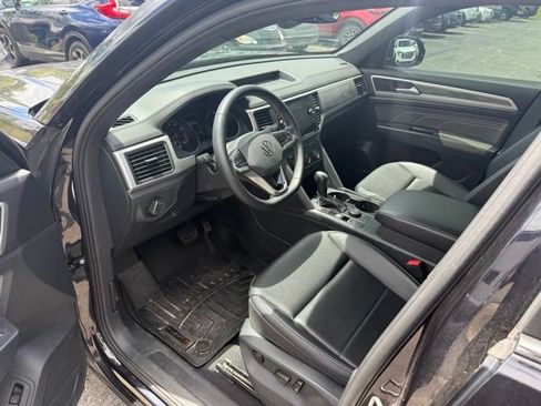 Used 2021 Volkswagen Atlas Cross Sport SE AWD/4WD image 7