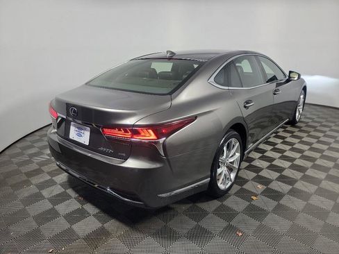 Used 2019 Lexus LS 500h AWD image 4