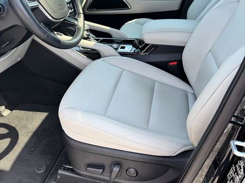 Used 2024 Kia Telluride S w/ S Sunroof Package FWD image 10
