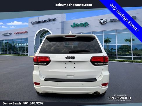 Used 2019 Jeep Grand Cherokee Altitude RWD image 6