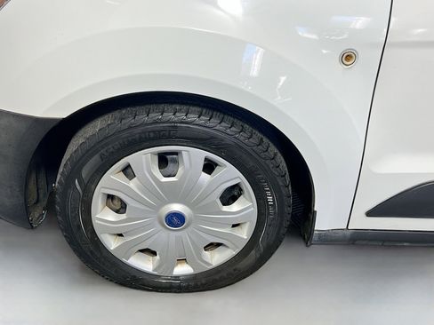 Used 2019 Ford Transit Connect XL image 13