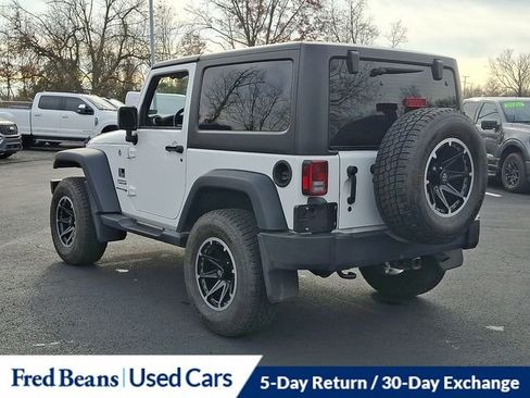 Used 2018 Jeep Wrangler Sport image 8
