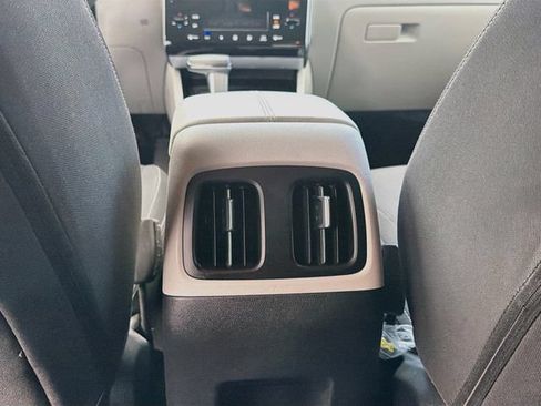 Certified 2024 Hyundai Tucson SEL FWD image 23
