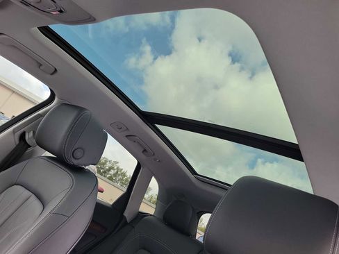 Certified 2023 Audi Q5 2.0T Premium Plus w/ Premium Plus Package image 18