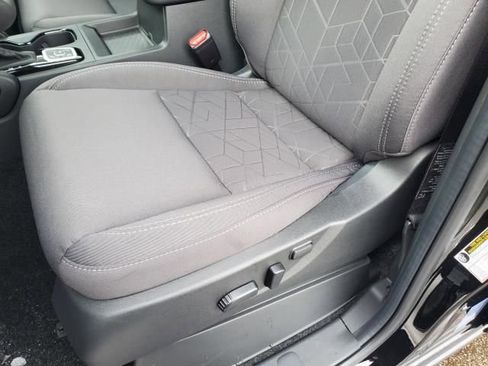 New 2026 Nissan Frontier SV image 19