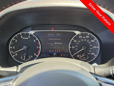 Used 2023 Nissan Altima 2.5 SR FWD image 9