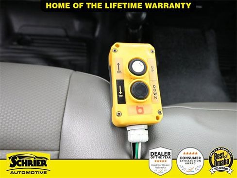 Used 2017 Ford F550 4x4 Regular Cab Super Duty w/ Power Equipment Group image 30