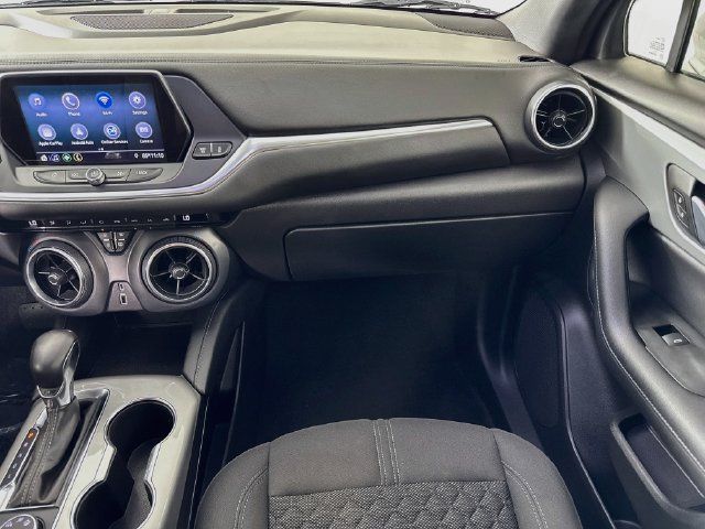 Used 2019 Chevrolet Blazer LT AWD/4WD image 37