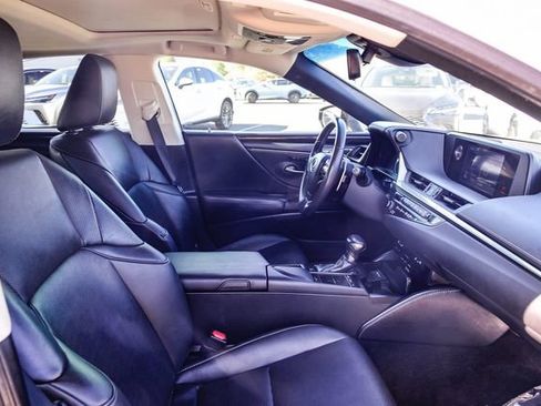 Used 2019 Lexus ES 350 w/ Premium Package image 20
