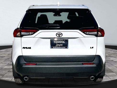 New 2025 Toyota RAV4 LE image 4