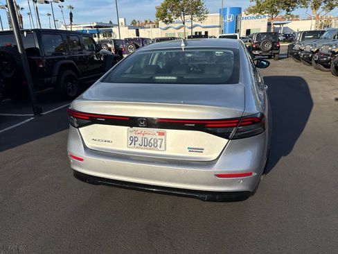 Used 2024 Honda Accord Touring image 14