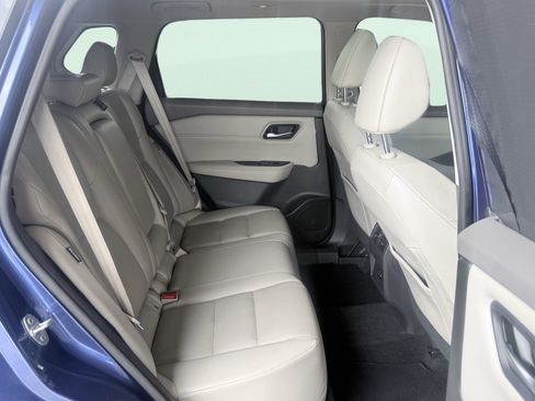 Used 2021 Nissan Rogue SV w/ Premium Package FWD image 29