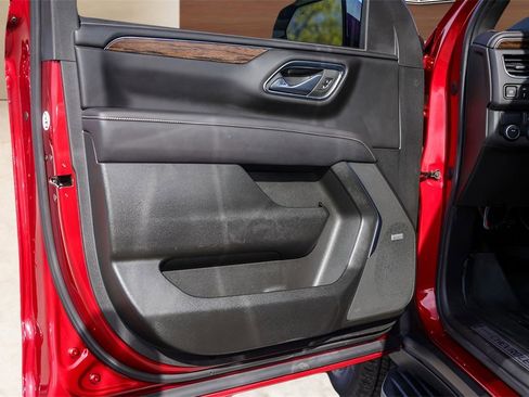 Used 2023 Chevrolet Tahoe Premier image 27