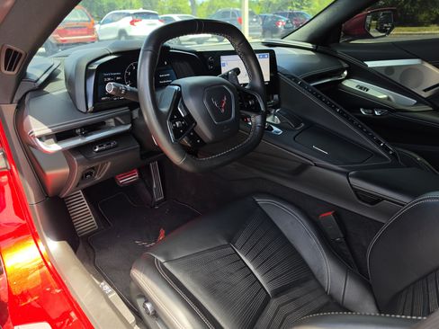 Certified 2022 Chevrolet Corvette Stingray Preferred Conv w/ Z51 Performance Package RWD image 17