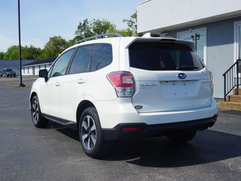 Used 2017 Subaru Forester 2.5i Premium AWD/4WD image 7