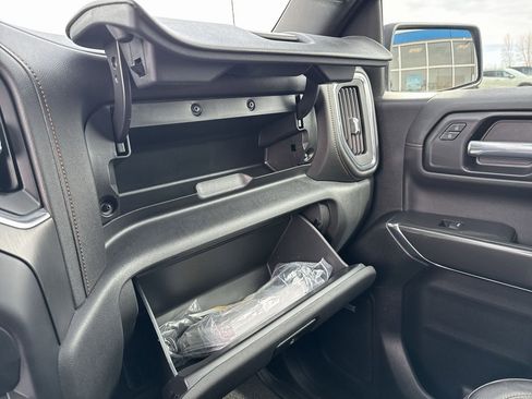 Used 2021 GMC Sierra 1500 AT4 w/ AT4 Premium Package image 30