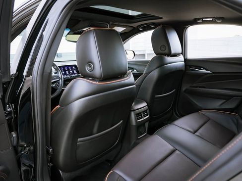 Used 2020 Cadillac CT4 V w/ Climate Package image 16