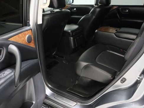 Used 2021 Nissan Armada SL w/ Captain's Chairs Package RWD image 31
