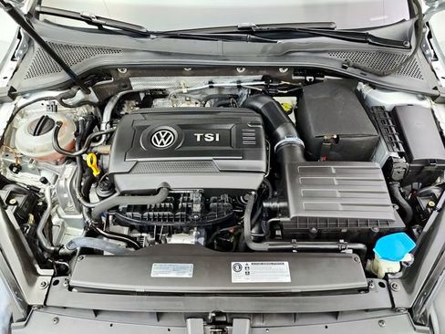 Used 2017 Volkswagen Golf S AWD/4WD image 35