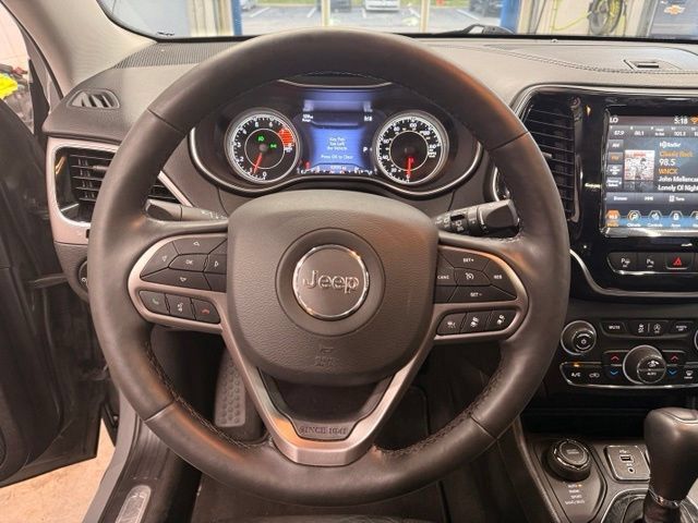 Used 2021 Jeep Cherokee Limited w/ Elite Package AWD/4WD image 10
