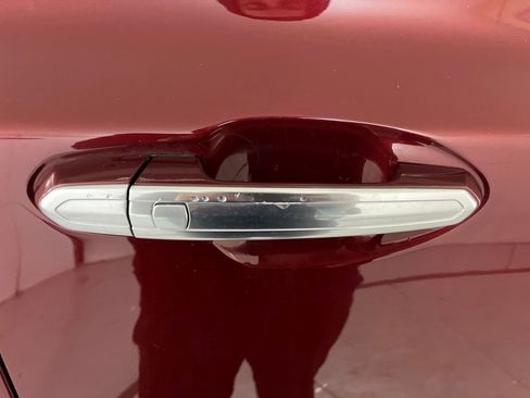 Used 2018 Cadillac XT5 Luxury image 31