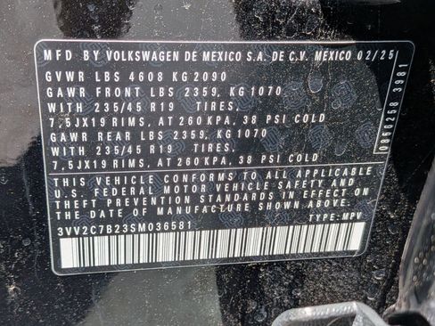 Used 2025 Volkswagen Taos SE AWD/4WD image 37