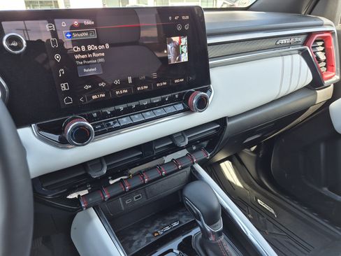 Used 2024 GMC Canyon AT4X image 11