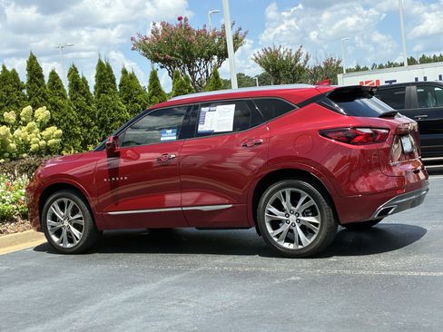 Used 2020 Chevrolet Blazer Premier w/ Driver Confidence II Package FWD image 9