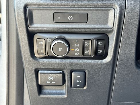 Used 2025 Ford F150 Raptor AWD/4WD image 20