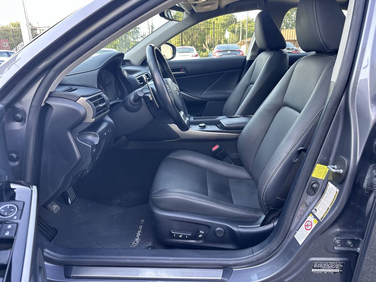 Used 2017 Lexus IS 300 AWD w/ Premium Package image 11