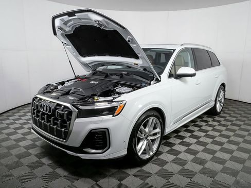 New 2025 Audi Q7 3.0T Premium Plus image 36