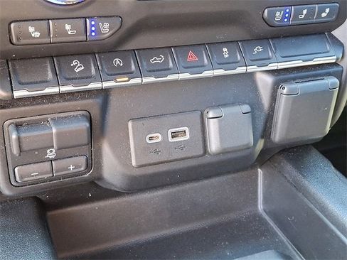 Used 2021 GMC Sierra 1500 AT4 image 11