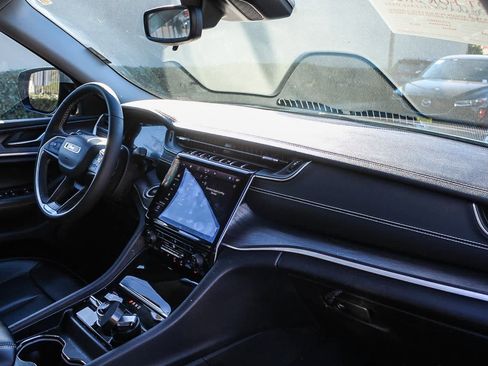 Used 2023 Jeep Grand Cherokee Limited w/ Trailer Tow Prep Group (B) image 23