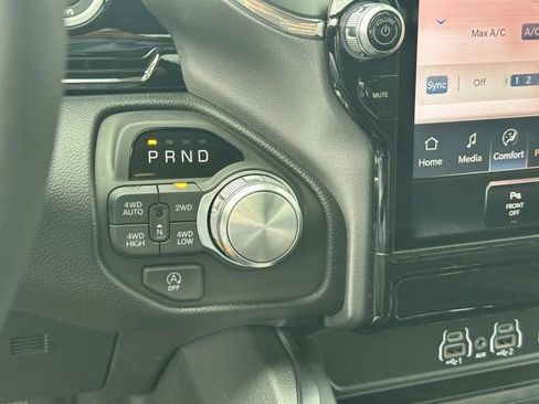 New 2026 RAM 1500 Laramie image 32