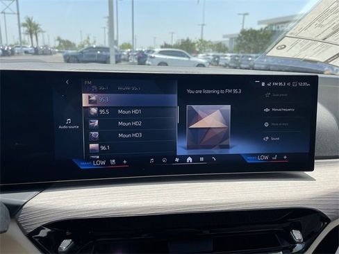 New 2025 BMW 330i Sedan w/ Premium Package image 21