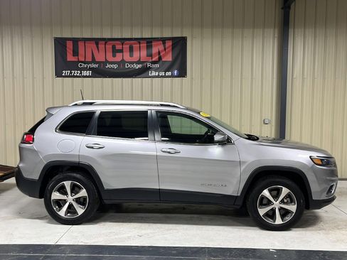 Used 2020 Jeep Cherokee Limited image 5