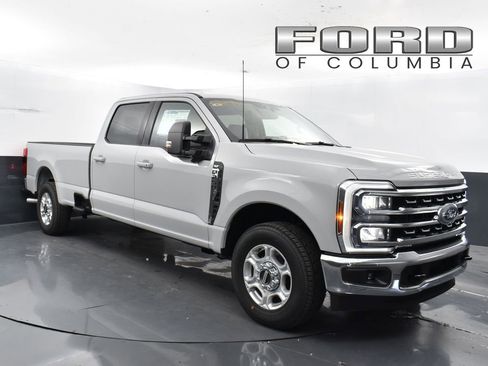 New 2026 Ford F250 XLT w/ XLT Premium Package RWD image 1