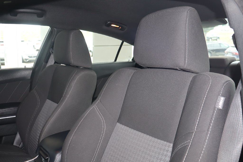 Used 2023 Dodge Charger SXT RWD image 16