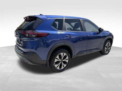 Used 2023 Nissan Rogue SV image 8