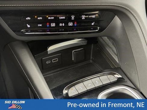Certified 2023 Buick Envision Essence AWD/4WD image 11