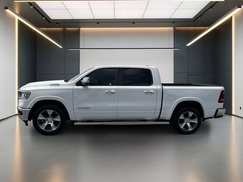 Used 2021 RAM 1500 Laramie AWD/4WD image 2