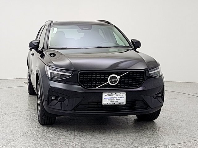 New 2026 Volvo XC40 B5 Plus w/ Protection Package Premier AWD/4WD image 2