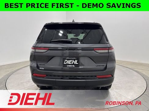 New 2025 Jeep Grand Cherokee Limited w/ Black Appearance Package image 6