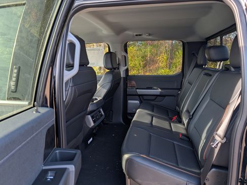 New 2026 Ford F350 Lariat w/ Chrome Package image 6